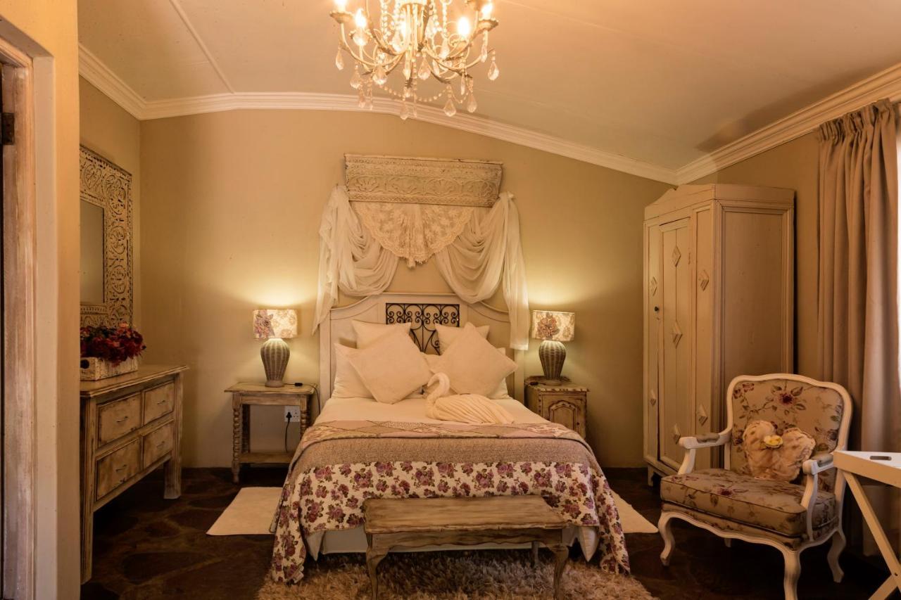 De Loft Guesthouse Piet Retief ภายนอก รูปภาพ
