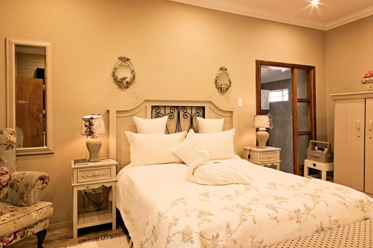 De Loft Guesthouse Piet Retief ภายนอก รูปภาพ